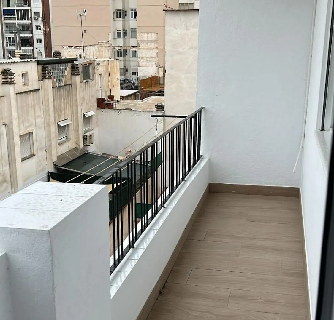 Cozy Bright Apartment In Malaga